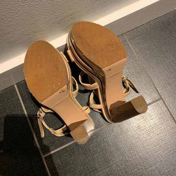 Gianni Bini Calypso Iridescent Nude Platforms - Picture 6 of 8